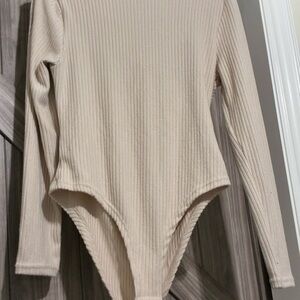 BUNDLE ITEM *
Bundle 3 or 4 items get 20% off total